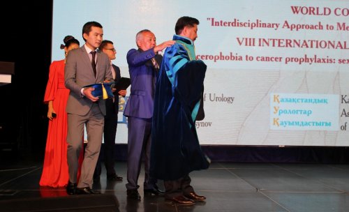 Фотохроника Всемирного конгресса по вопросам здоровья и старения мужчин