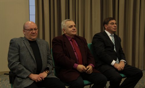 BPH: Moscow vs St.Petersburg. Grata, rata et accepta