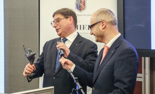 Ежегодный дискуссионный образовательный клуб "Аспект"