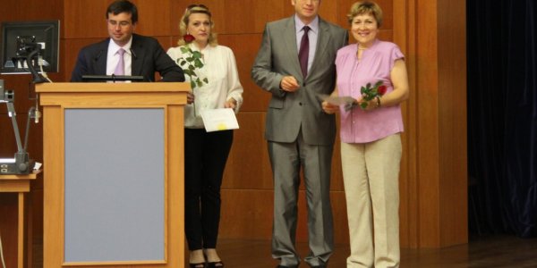 Поздравление с днём медицинского работника 2012 в НИИ урологии