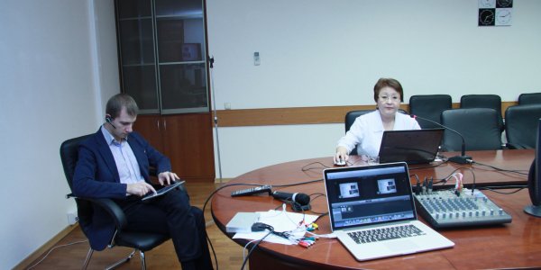 Проведение телемоста между НИИ урологии и урологами Узбекистана