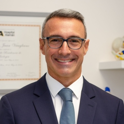 Dr. Gonzalo Vitagliano